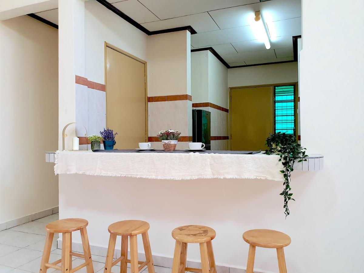 Melaka Afamosa Villa With Private Pool For 10 Pax Alor Gajah Luaran gambar