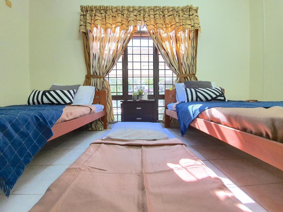 Melaka Afamosa Villa With Private Pool For 10 Pax Alor Gajah Luaran gambar